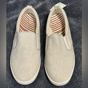 Taos Dandy Natural Hemp Beige Slip-On Canvas Sneakers